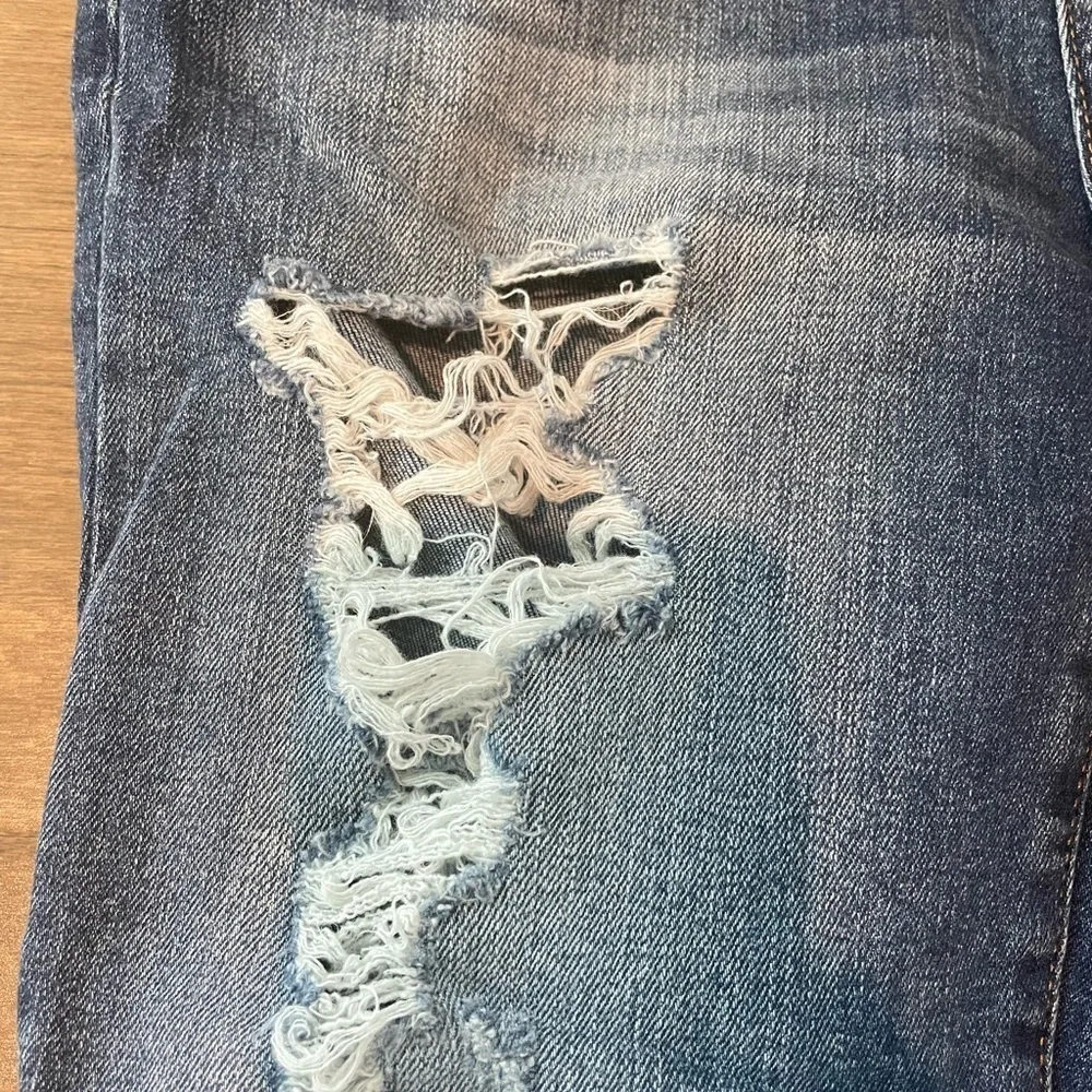 Women’s Gap Skinny Jeans distressed jeans Gap True Skinny stretch size 29 reg